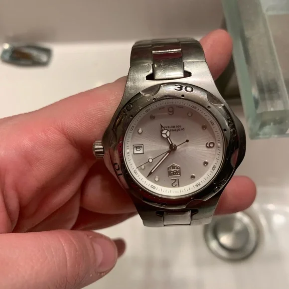 Tag heuer 200 mm